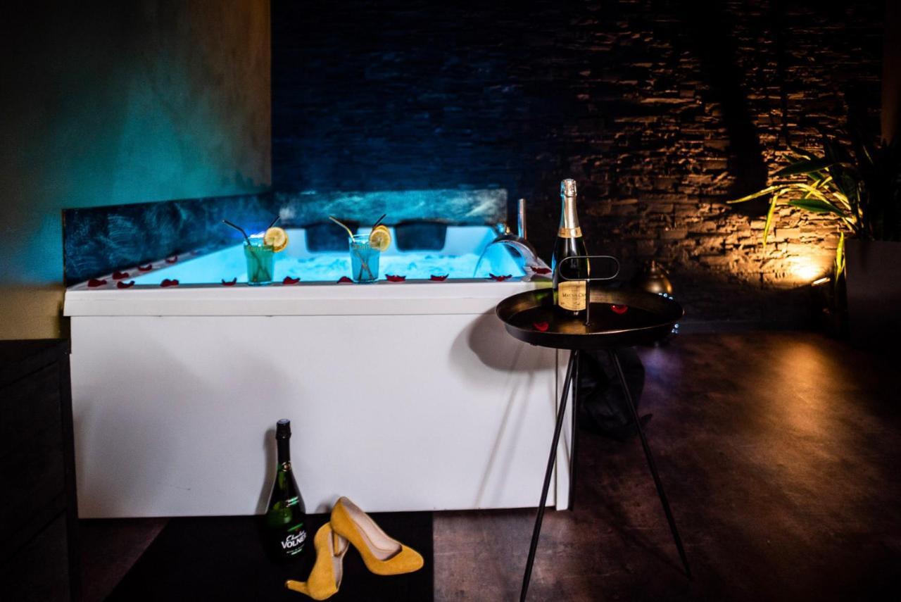 Love Suites & Spa "Le Loft" Avec Jacuzzi Privatif Médis Exteriér fotografie